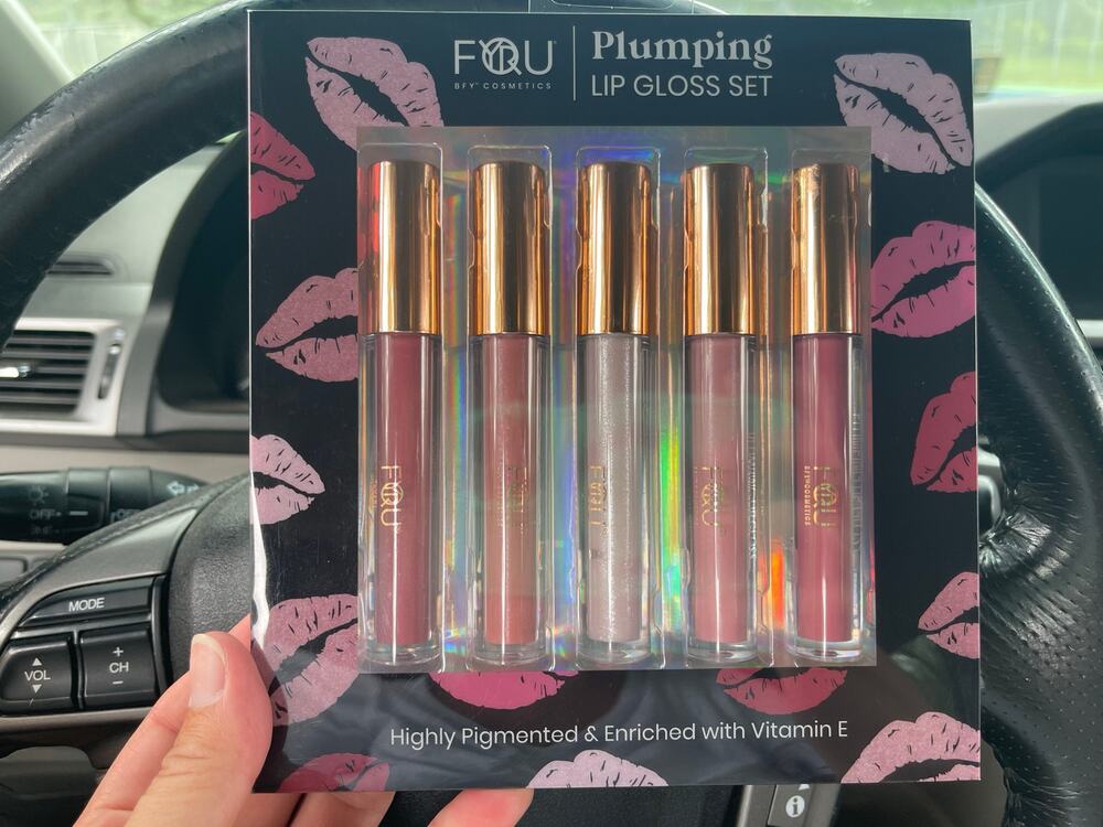 nwt BFY Cosmetics plumping lip gloss